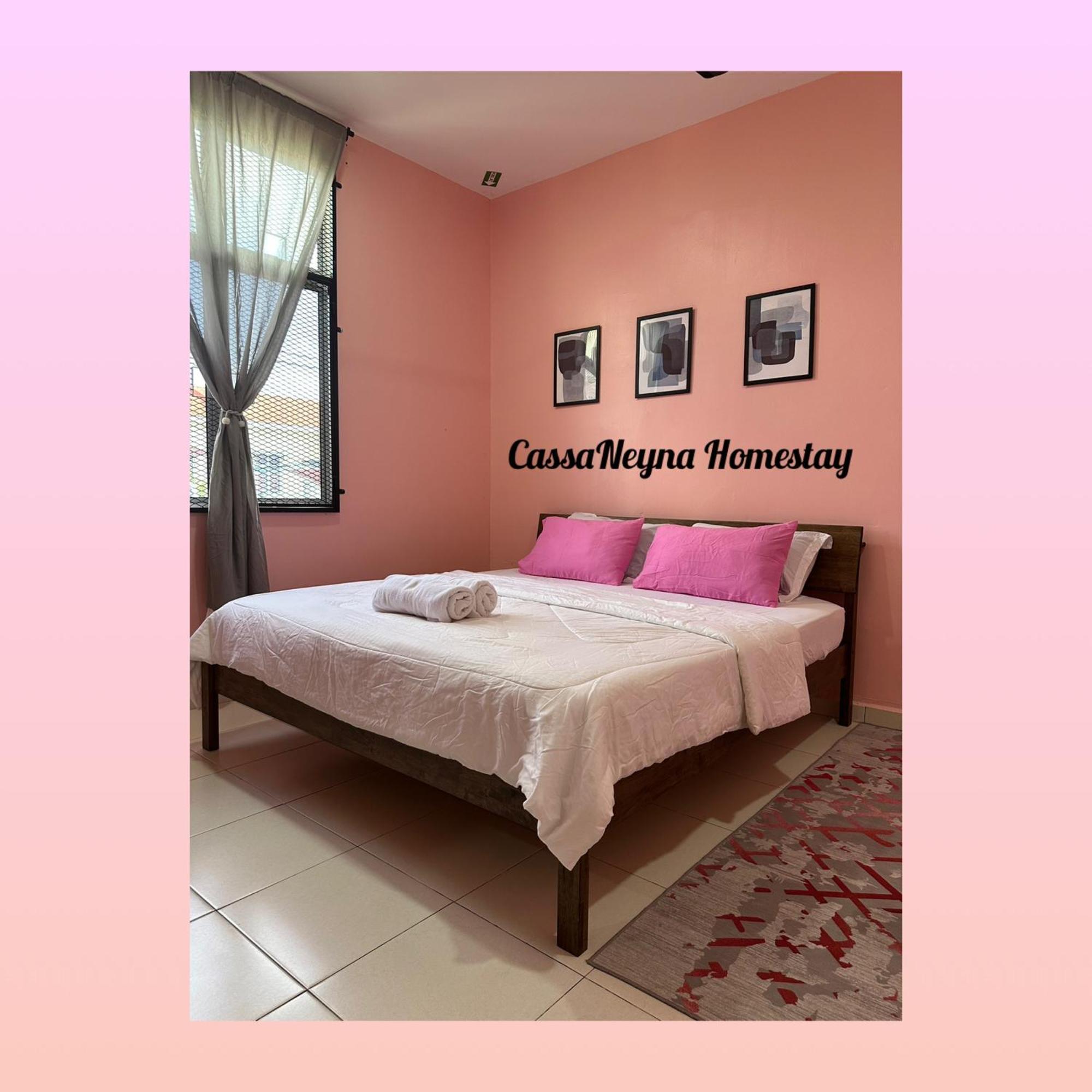 Cassaneyna Homestay Куантан Екстериор снимка